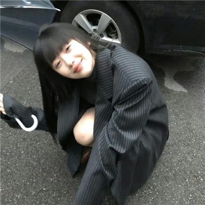 娱乐圈路人甲的头像